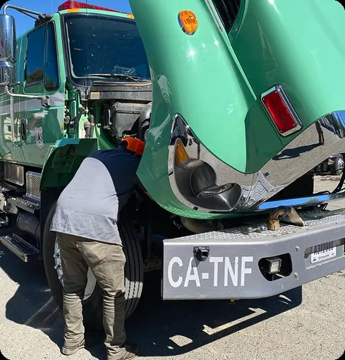ser_green_truck_repair ser_green_truck_repair